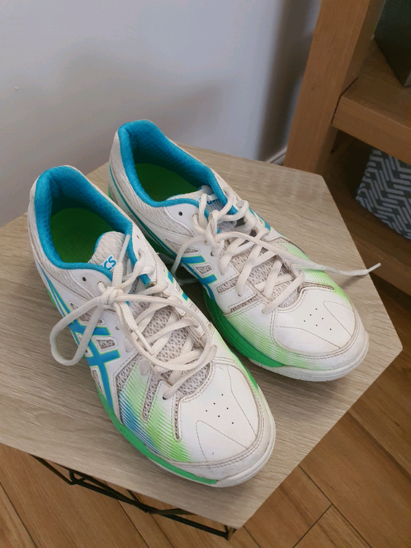 girls netball trainers